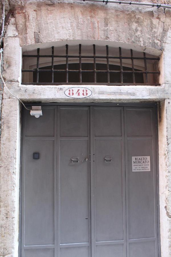 Rialto Mercato Apartment Suite Venedig Exterior foto