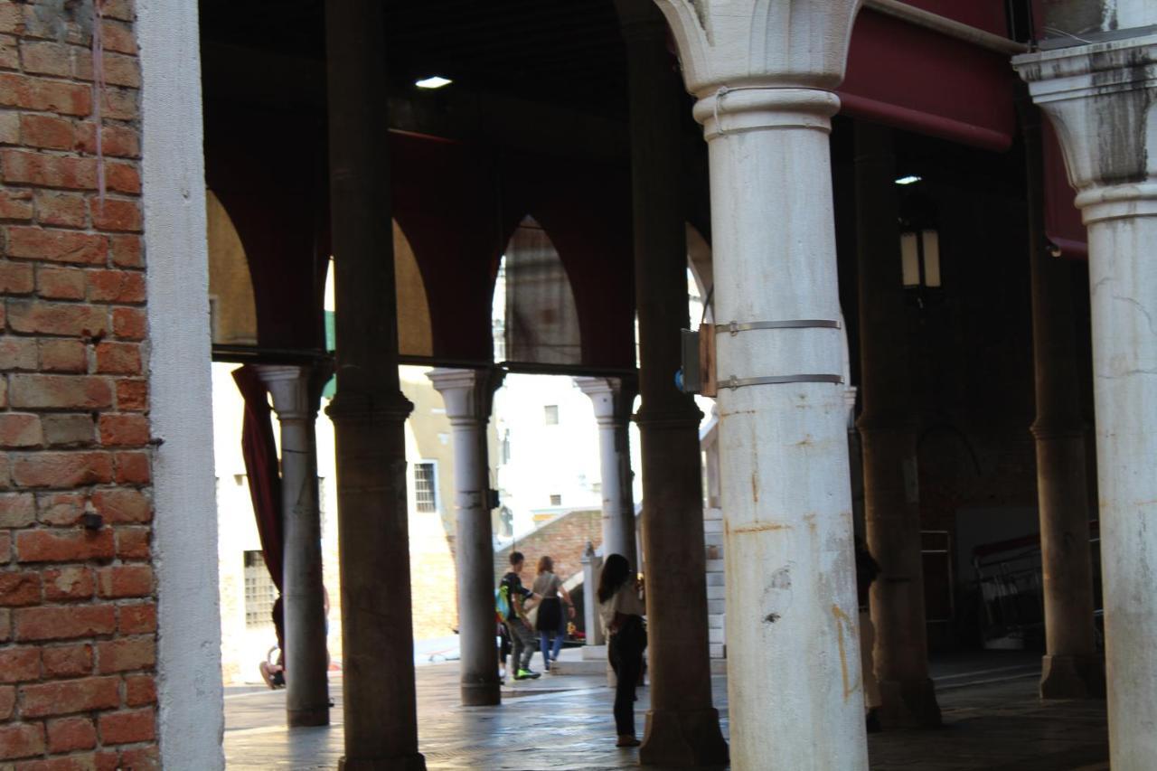 Rialto Mercato Apartment Suite Venedig Exterior foto
